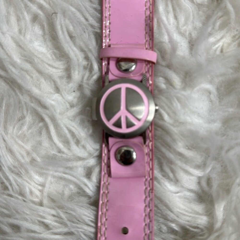 VINTAGE QUARTZ PEACE SYMBOL PINK WATCH